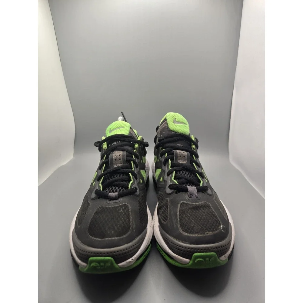 Nike Air Max Genome Size 6Y Shoes Black/Chrome/Grey CZ4652-006‎